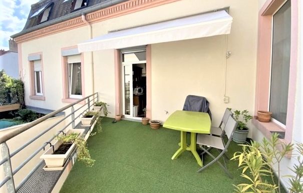 TERRASSE 569