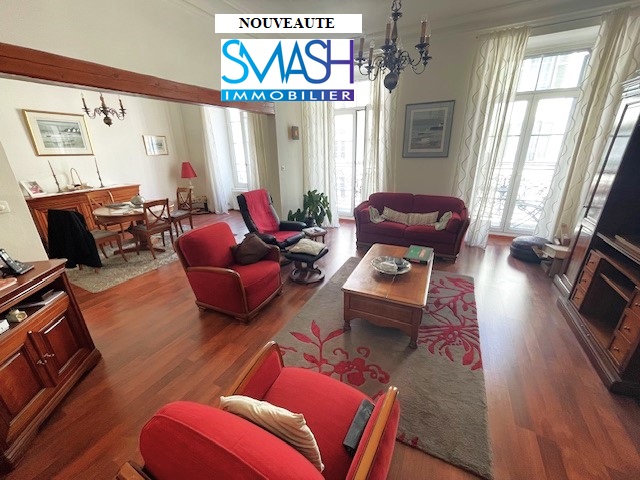 Mulhouse au cœur de la ville  :  Bel appartement F5 127m²