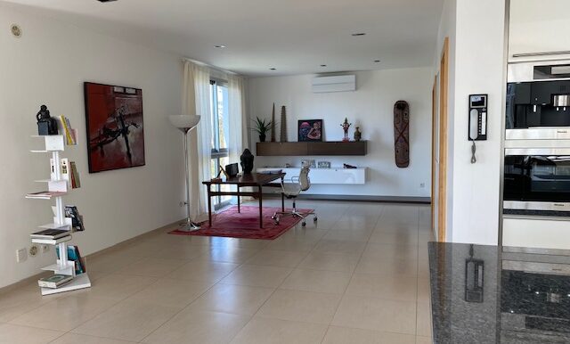 BURO2 D536